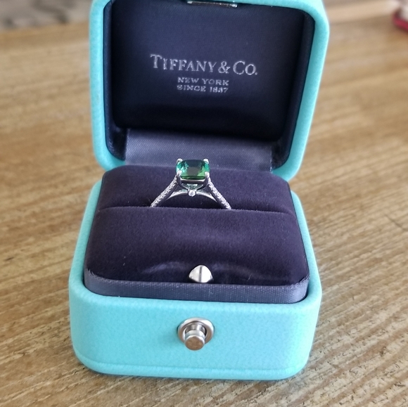 Tiffany's Green Tourmaline Ring - Picture 3 of 4
